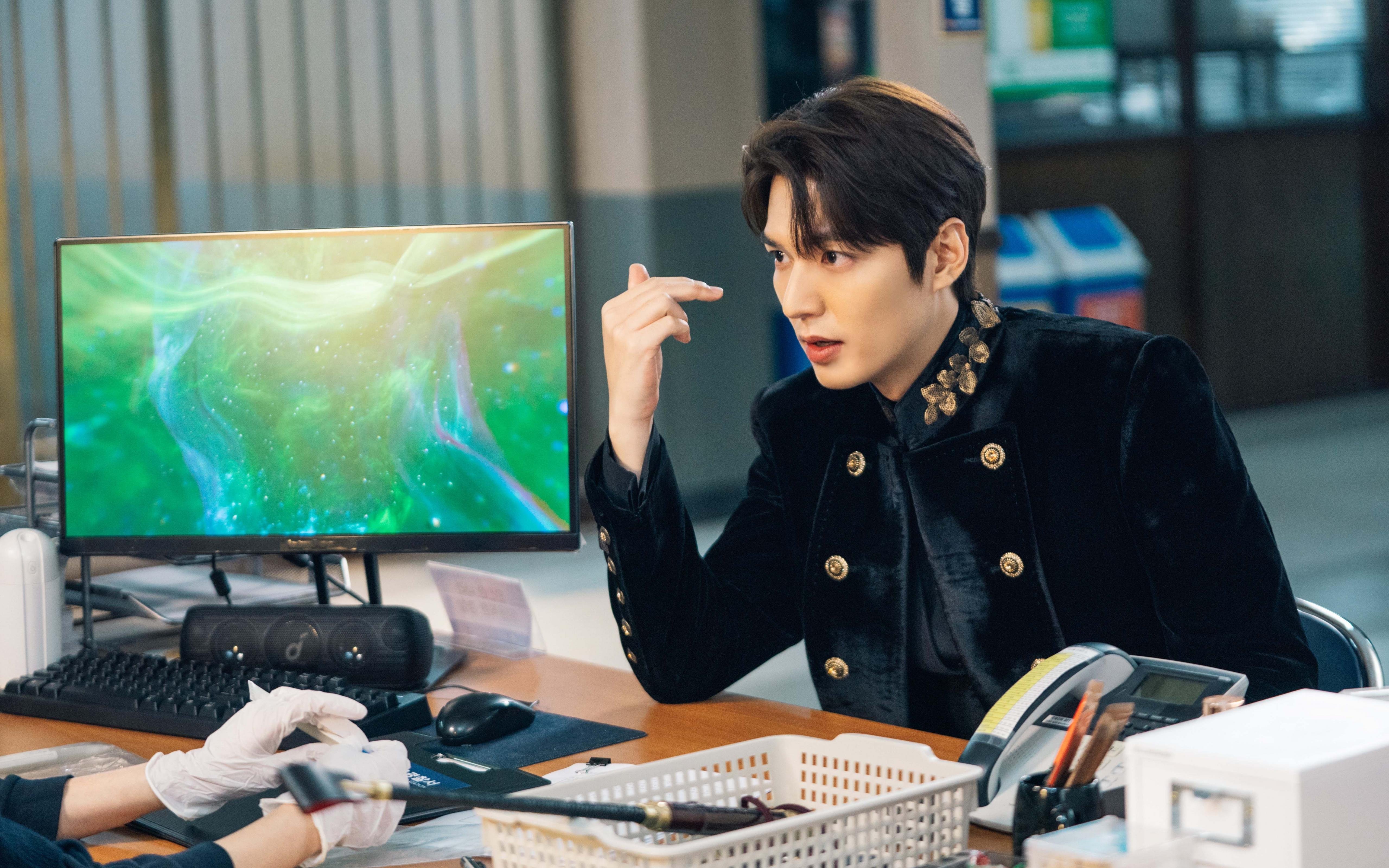 西甲冠军争夺：闪光瞬间点亮全场！，0203西甲冠军